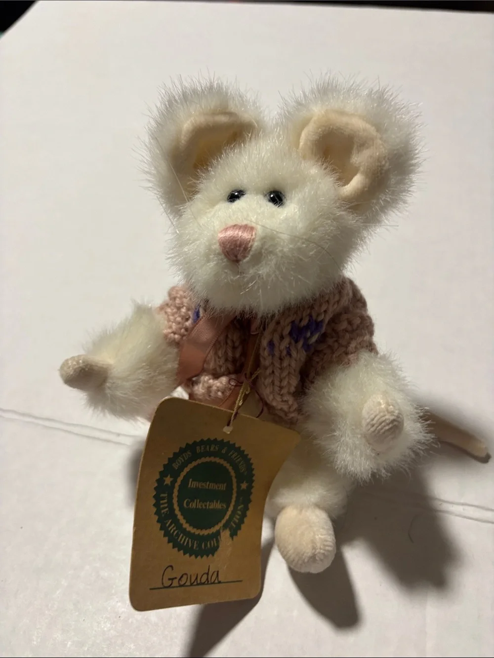Boyds Bears Vintage Gouda   Cream & Pink Mousie Plush in Knit Sweater